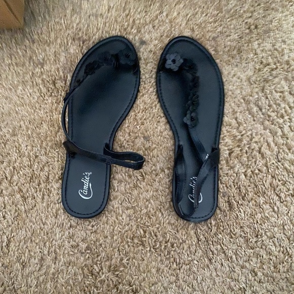 Candie's Shoes - Cute candies sandals